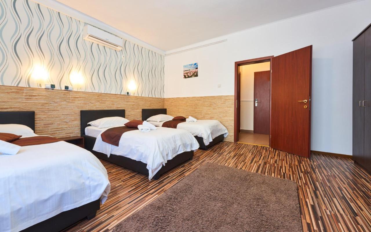 Pension Mora Cluj Napoca Bagian luar foto