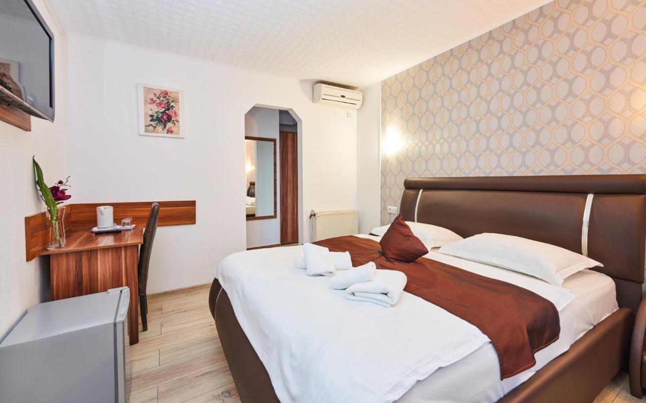 Pension Mora Cluj Napoca Bagian luar foto