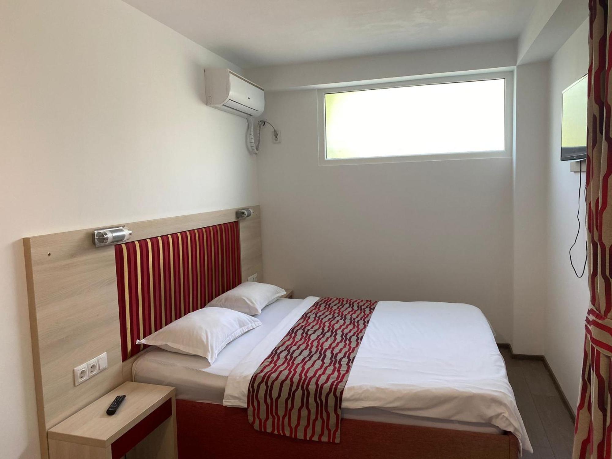 Pension Mora Cluj Napoca Bagian luar foto
